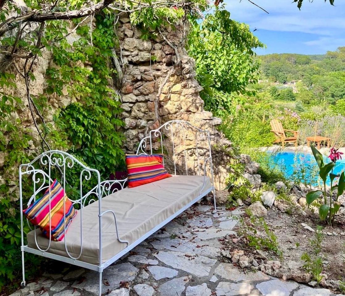 La Parenthese Du Var - Chambre D'Hotes Petits Dejeuners Inclus Et Terrasse Ombragee Saint-Antonin-du-Var Zewnętrze zdjęcie