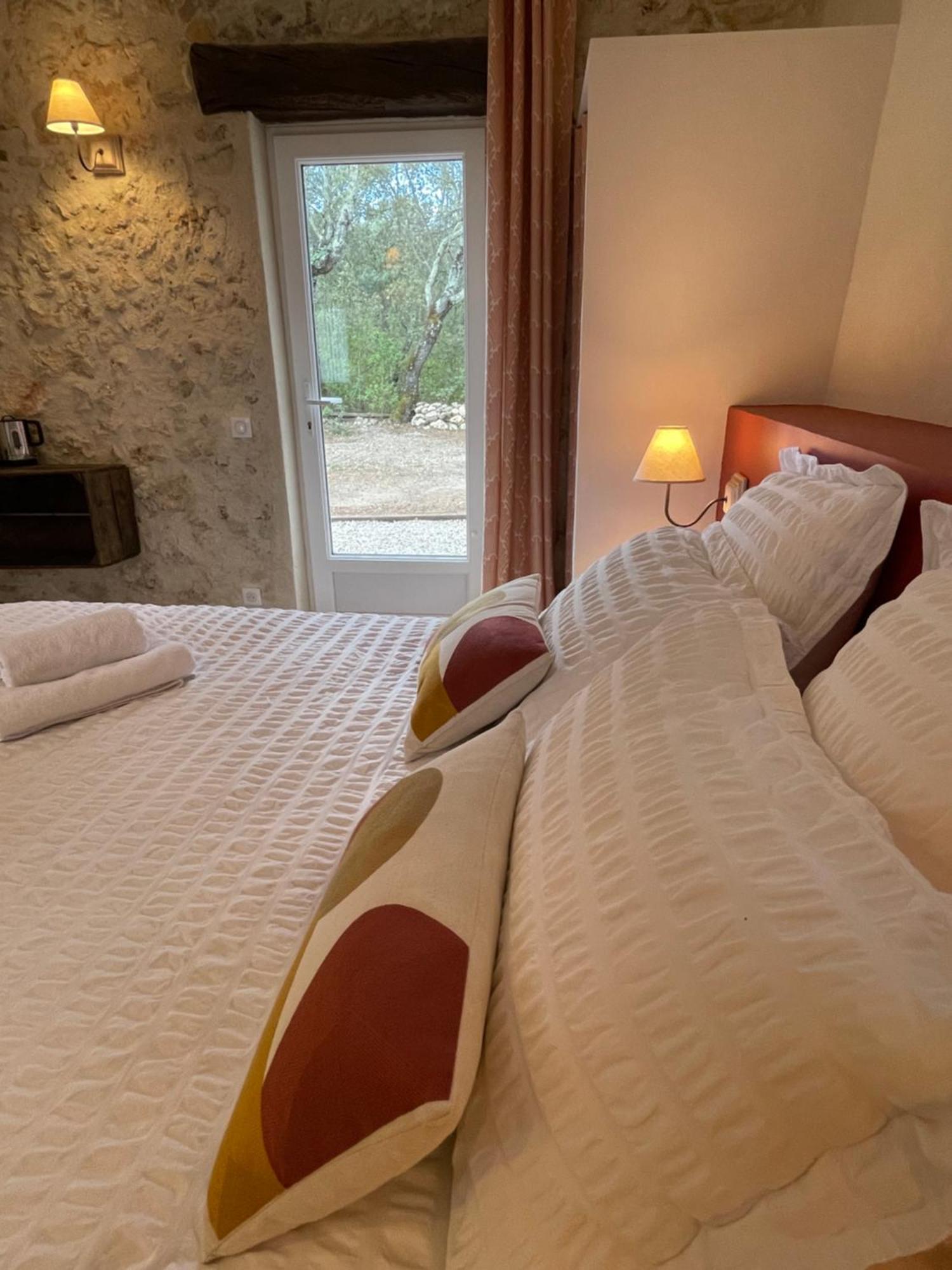 La Parenthese Du Var - Chambre D'Hotes Petits Dejeuners Inclus Et Terrasse Ombragee Saint-Antonin-du-Var Zewnętrze zdjęcie